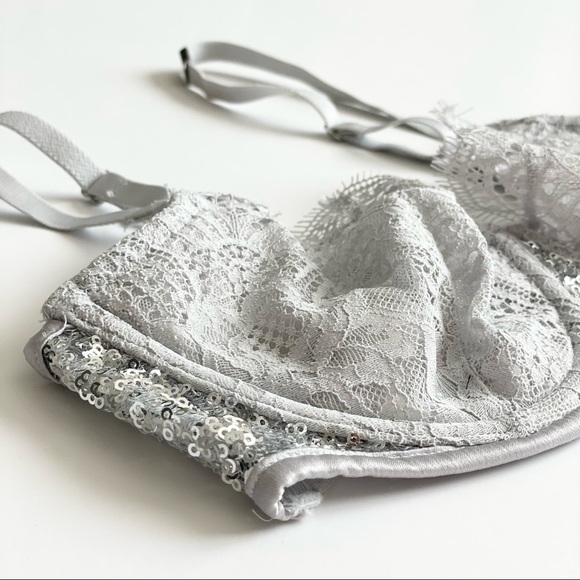 32D Victoria’s Secret gray sequin lace bra - Picture 2 of 3